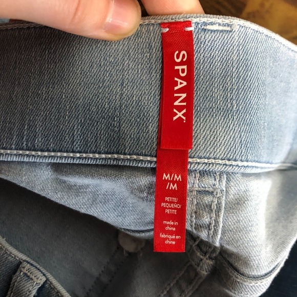 Spanx Womens Pull On Flare Leg Jeans Size M Petite Light Wash 70s Hippie - Picture 9 of 16